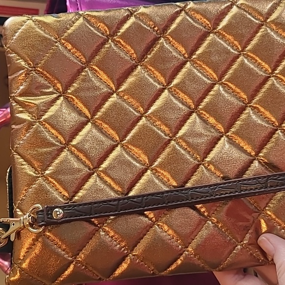 Younique clutch bag, with carry strap - new  no tags - Picture 3 of 4